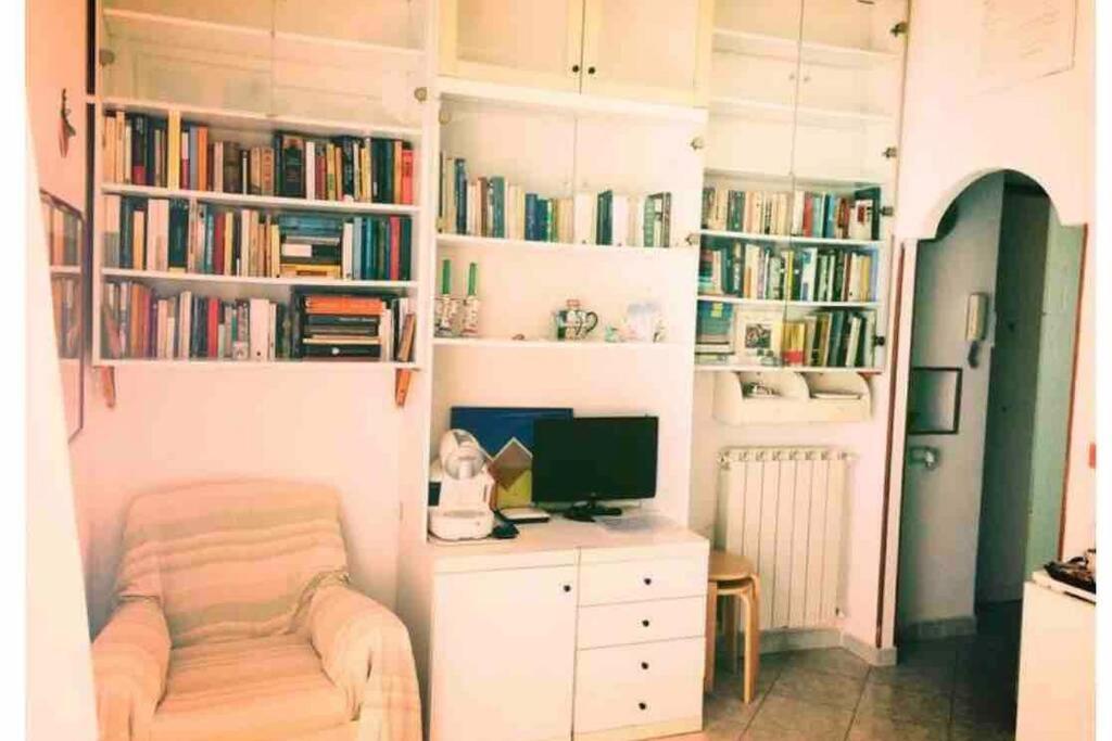 Апартаменты Cosy Studio Flat On The Seaside Лидо-ди-Остия Экстерьер фото