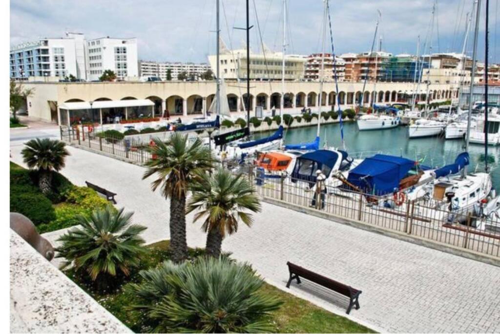 Апартаменты Cosy Studio Flat On The Seaside Лидо-ди-Остия Экстерьер фото